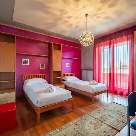 公寓 Luxury With Swimming Pool - Free Parking & Wifi 维拉法莱托